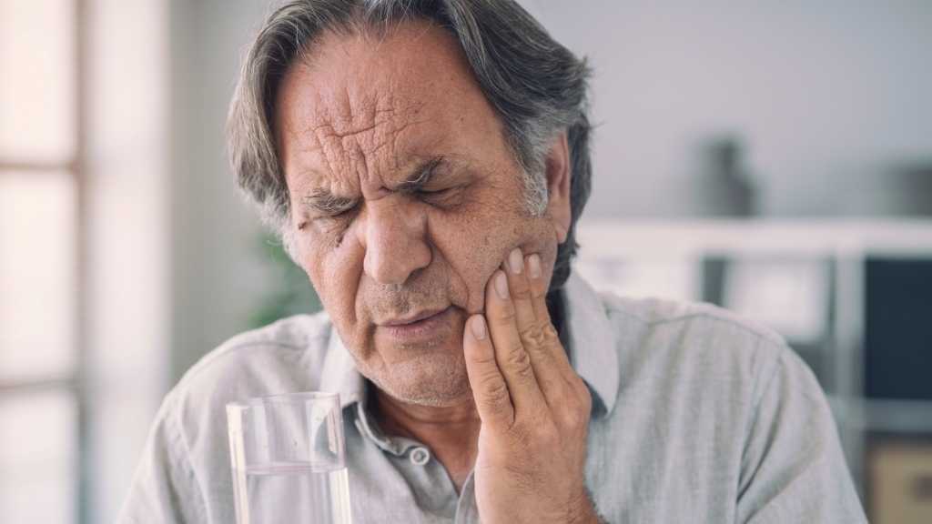 dentures repair danforth toronto denture pain
